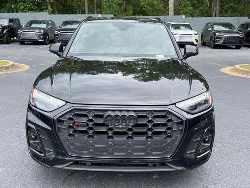 Mythos Black Metallic 2023 Audi SQ5 3.0T Prestige