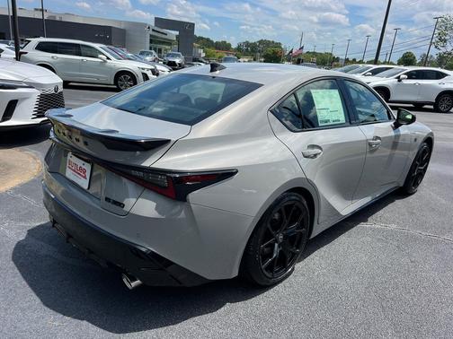 Wind 2026 Lexus IS 350 Base