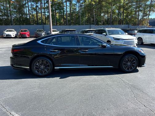 2023 Lexus LS 500 Base