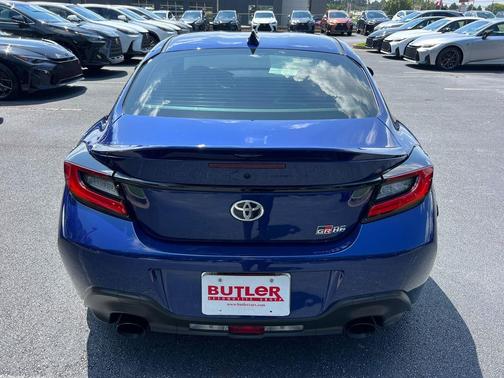 Trueno Blue 2023 Toyota GR86 Premium