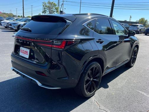 2024 Lexus NX 450h+ F SPORT Handling