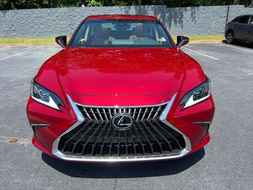 2025 Lexus ES 300h Base
