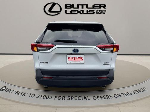 2023 Toyota RAV4 Hybrid XLE Premium