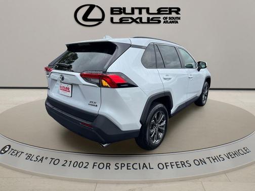 2023 Toyota RAV4 Hybrid XLE Premium