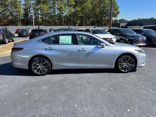 2025 Lexus ES 350 Base