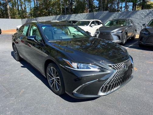 2025 Lexus ES 350 Base
