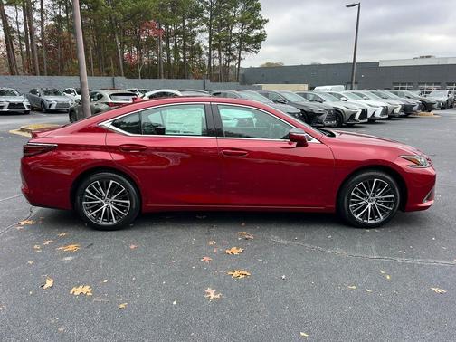 2025 Lexus ES 350 Base