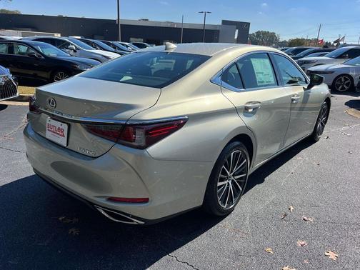 2025 Lexus ES 350 Base