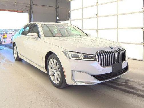 2022 BMW 750 i xDrive
