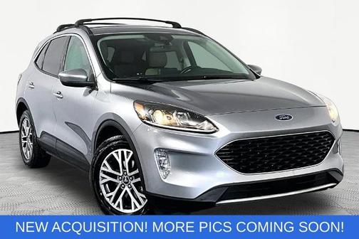 ICONIC SILVER 2021 Ford Escape SEL
