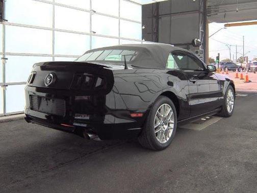 2014 Ford Mustang V6 Premium