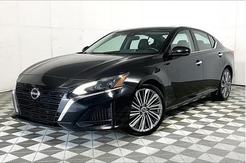 2023 Nissan Altima 2.5 SL