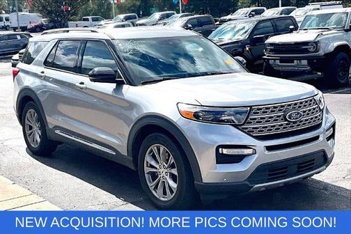 ICONIC SILVER METALLIC 2021 Ford Explorer LIMITED