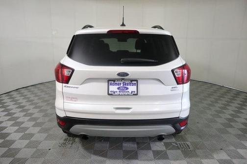 Photo 5 of 33 of 2019 Ford Escape SEL