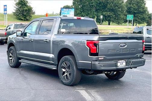 2023 Ford F-150 Lightning XLT