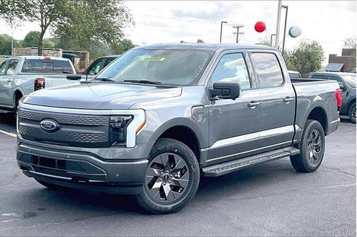 2023 Ford F-150 Lightning XLT