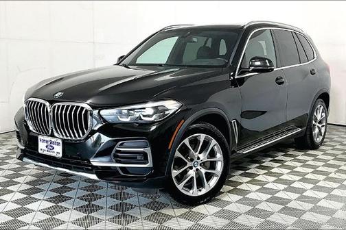 Black 2023 BMW X5 XDRIVE40I