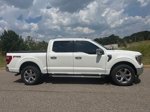 STAR WHITE METALLIC TRICOAT 2023 Ford F-150 LARIAT