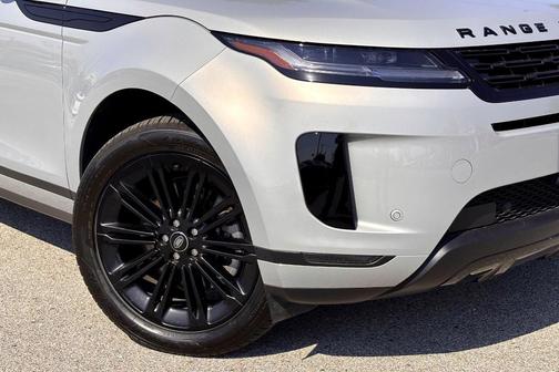 2025 Land Rover Range Rover Evoque Core S