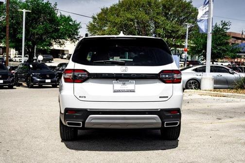 Platinum 2025 Honda Pilot Sport