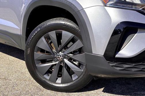 2022 Volkswagen Taos 1.5T S