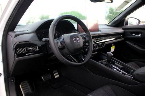 Platinum White Pearl 2025 Honda Accord Hybrid Sport