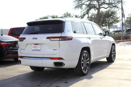 2022 Jeep Grand Cherokee L Overland