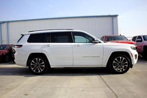 2022 Jeep Grand Cherokee L Overland