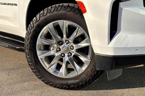 2023 Chevrolet Suburban Premier