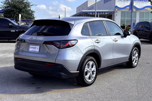 2025 Honda HR-V LX