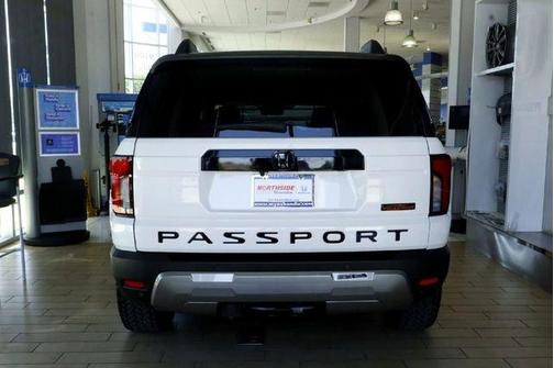 Platinum White Pearl 2026 Honda Passport TrailSport Elite