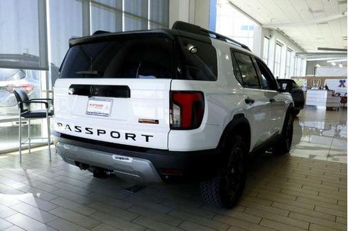 Platinum White Pearl 2026 Honda Passport TrailSport Elite