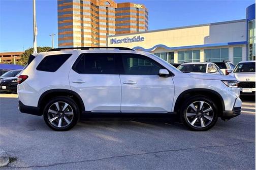 2025 Honda Pilot Touring