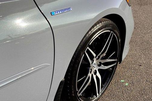 2021 Honda Accord Hybrid Touring