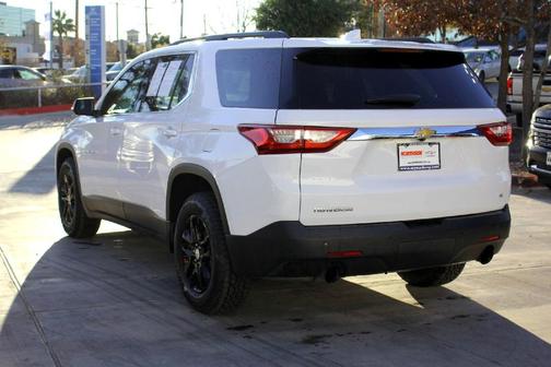 2021 Chevrolet Traverse LT Cloth