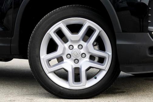 Crystal Black Pearl 2025 Honda Passport EX-L