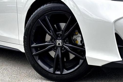 2025 Honda Civic Si Base w/High Performance Summer Tires (M6)