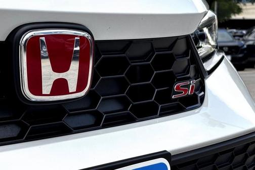 2025 Honda Civic Si Base w/High Performance Summer Tires (M6)