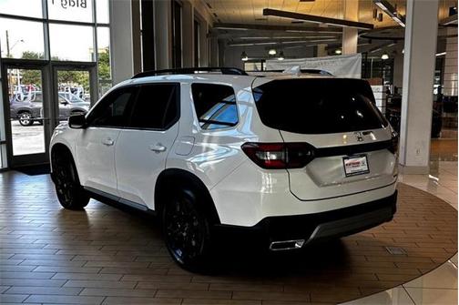 2025 Honda Pilot Touring+