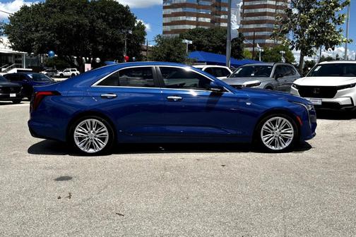 2023 Cadillac CT4 Premium Luxury