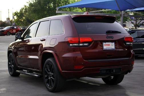 2018 Jeep Grand Cherokee Altitude