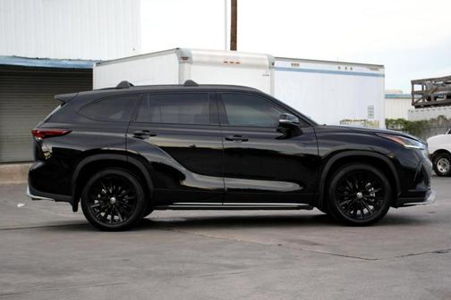 2024 Toyota Highlander XSE