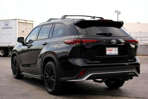 2024 Toyota Highlander XSE