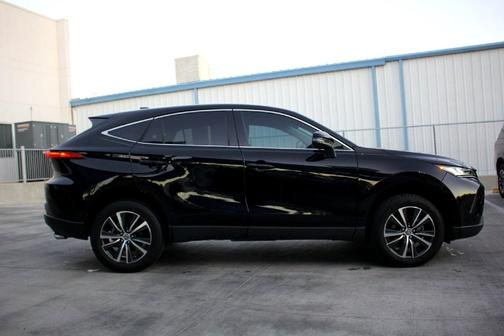 2023 Toyota Venza LE