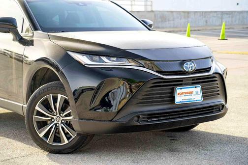 2023 Toyota Venza LE