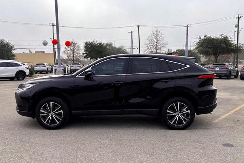 2023 Toyota Venza LE