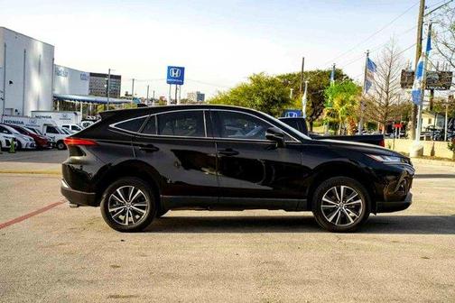 2023 Toyota Venza LE