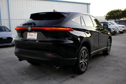 2023 Toyota Venza LE