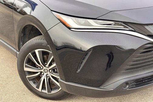 2023 Toyota Venza LE