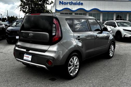 2017 Kia Soul +